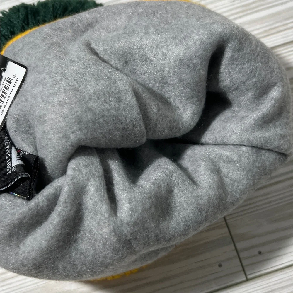 New‎ Era A’s MLB Striped Green Yellow knit Beanie removable Pom Pom baseball OS